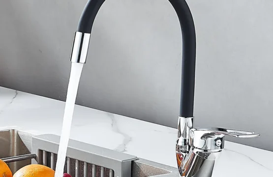 ก๊อกน้ําอ่างล้างจานห้องครัวร้อนและเย็น TAP 360 องศาหมุนยืดหยุ่นท่อ TAP Deck Mount SINGLE Hole ก๊อกน้ําห้องครัว 1