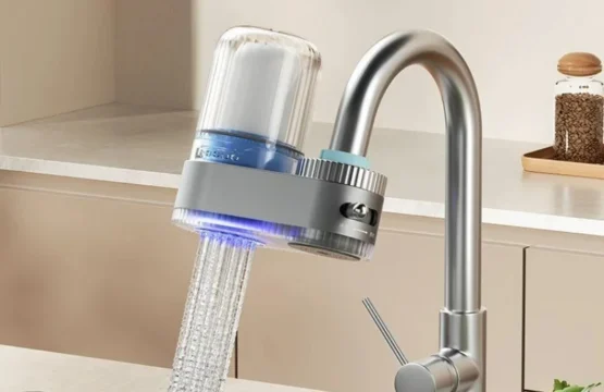 เครื่องกรองน้ำสำหรับใช้ในครัวเรือนขนาดเล็กตัวกรองก๊อกน้ำสำหรับห้องครัวทำน้ำให้บริสุทธิ์ส่วนหน้าเครื่องกรองน้ำบริสุทธิ์ทำน้ำประปา 1