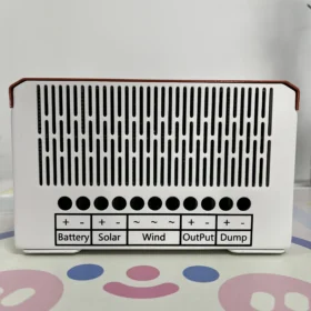 ตัวควบคุมการชาร์จแบบไฮบริดพลังงานลมและพลังงานแสงอาทิตย์ 12V 24V 48V 6000W 8000W MPPT สำหรับแบตเตอรี่ลิเธียมและตะกั่วกรด ใช้กับแผงโซลาร์เซลล์และกังหันลม 5