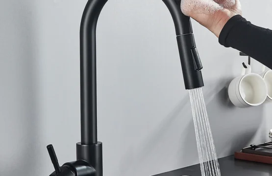 Rozin สมาร์ท Touch ก๊อกน้ําห้องครัวสีดําดึงออก Sensor ก๊อกน้ําสีดํา/นิกเกิล 360 หมุนเครน 2 Outlet Water Mixer ก๊อก 1