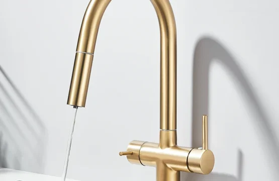 เครื่องกรองน้ำบริสุทธิ์แบบ2 in 1สแตนเลสที่จับแบบคู่ก๊อกน้ำสำหรับห้องครัวยืดหยุ่นได้ก๊อกน้ำสำหรับห้องครัว 1