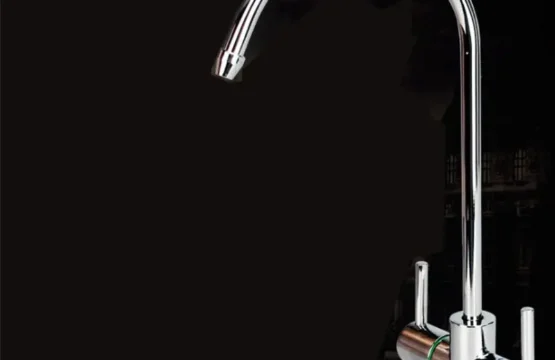 ชุดก๊อกน้ำสองช่องทำจากสแตนเลส, เครื่องกรองน้ำประปา RO ก็อกน้ำเข้าคู่และออกท่อเชื่อมต่อ1/4นิ้ว 1