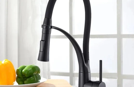 Chrome ดึงลงก๊อกน้ำห้องครัวที่มีสีดำท่อติดตั้งร้อนเย็น Mixer SINK แตะ TAP ครัว 1