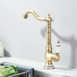ก๊อกน้ำทองเหลืองโบราณสำหรับห้องน้ำและห้องครัว ก๊อกน้ำทองเหลืองแบบก้านโยกเดี่ยว คอหมุนได้ ก๊อกผสมน้ำร้อนน้ำเย็นสำหรับอ่างล้างหน้าแบบรูเดียว 2