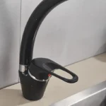 Simple Blackก๊อกน้ำห้องครัวก๊อกน้ำร้อนและเย็นเดี่ยวผสมFastและราคาไม่แพงก๊อกน้ำที่มีสีสัน 4