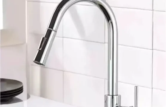 ก๊อกน้ำห้องครัวสีดำแบบดึงออกได้ ผลิตจากสแตนเลสสตีลขัดเงา นิกเกิล สำหรับอ่างล้างจาน 1