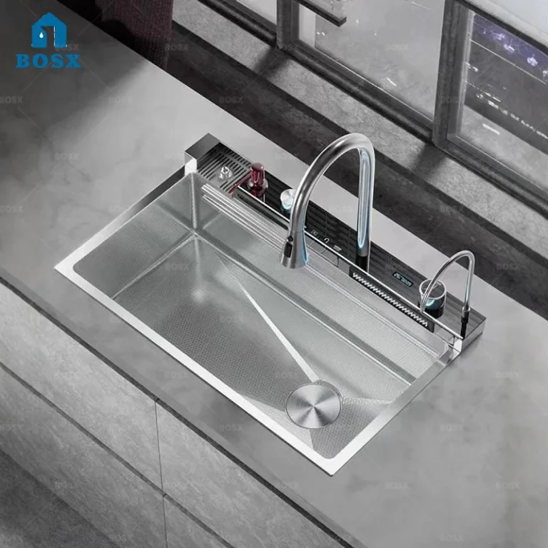 น้ําตกอ่างล้างจานสแตนเลสมัลติฟังก์ชั่จอแสดงผลดิจิตอลก๊อกน้ําล้างจานและผักอ่างล้างหน้าขนาดใหญ่ช่องเดียว 1