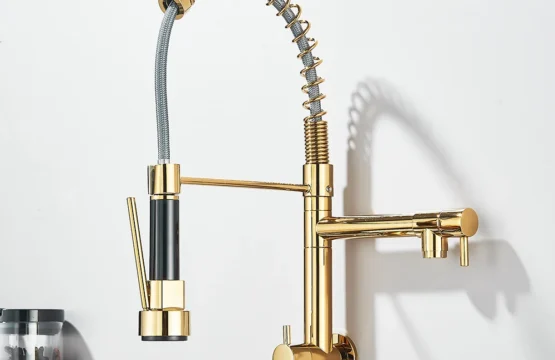 Golden ก๊อกน้ำห้องครัวฤดูใบไม้ผลิด้านข้างหมุน Sprayer Dual Spout ก๊อกน้ำอ่างล้างจานก๊อกน้ำเย็น 360 หมุน 1