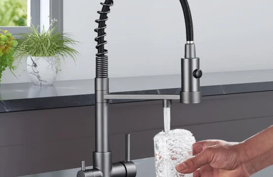 Rozin ปืนสีเทากรองก๊อกน้ำห้องครัวก๊อกน้ำสีดำดึงฤดูใบไม้ผลิ3 Way ก๊อกน้ำทองเหลือง360หมุน Purification น้ำผสมแตะ 1