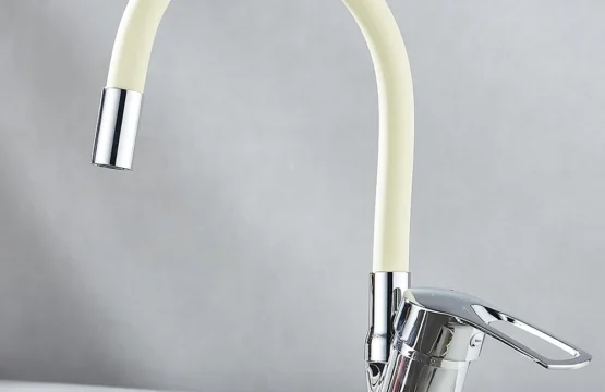 ใหม่ 360 °   หมุน Anti-Splash ก๊อกน้ําห้องครัวก๊อกน้ําอ่างล้างจานร้อนและเย็นในครัวเรือนอ่างล้างหน้า Universal อุปกรณ์ห้องน้ํา 1