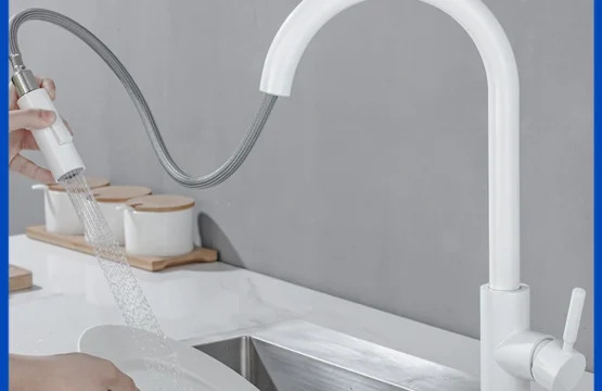 ก๊อกน้ำอ่างล้างจานแบบดึงลง สีขาว คุณภาพสูง ผลิตจากสแตนเลส พร้อมหัวฉีดแบบดึงออกได้ สำหรับน้ำร้อนและน้ำเย็น 1
