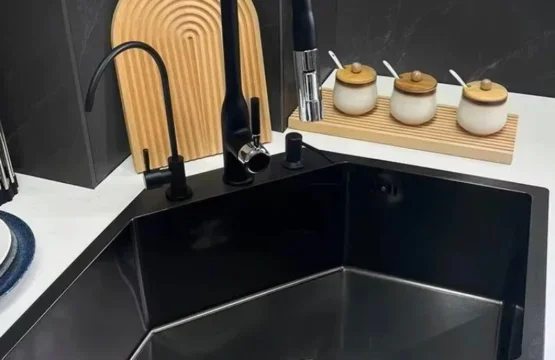 อ่างล้างจานสแตนเลส 304 รูปทรงพิเศษสำหรับห้องครัว อ่างล้างจานแบบนาโนสำหรับห้องครัวขนาดเล็ก อ่างล้างจานแบบช่องเดียวขนาดใหญ่สำหรับอพาร์ทเมนต์ขนาดเล็ก 1