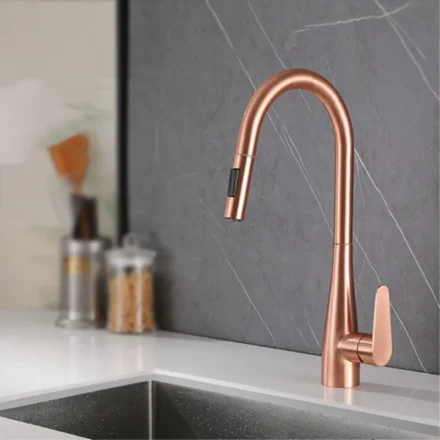 ก๊อกน้ําอ่างล้างจานแปรง Rose Gold ดึง Sink Mixer Tap หมุน 304 SUS ก๊อกเดี่ยวร้อนเย็น Kitchen Tap 1