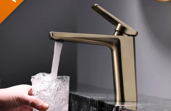 VGX Brushed Gold ก๊อกน้ําห้องน้ําสแควร์อ่างล้างหน้าก๊อกน้ํา Gourmet อ่างล้างหน้า Tapware โมเดิร์น Hot & Cold Water Tap ทองเหลือง 1