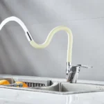 ใหม่ 360 °   หมุน Anti-Splash ก๊อกน้ําห้องครัวก๊อกน้ําอ่างล้างจานร้อนและเย็นในครัวเรือนอ่างล้างหน้า Universal อุปกรณ์ห้องน้ํา 3