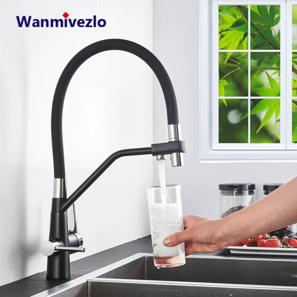 สีดํา Chrome กรองน้ําก๊อกน้ําห้องครัวร้อนน้ําเย็น Dual Water Outlet 360 องศาหมุนก๊อกน้ําห้องครัวผสมน้ําบริสุทธิ์ 1